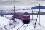 29. November 2005. MEG 202. Bad Lobenstein. . Thüringen / Nur ca. 10 Minuten später waren die beiden Maschinen bereits wieder auf der Rückfahrt nach Saalfeld. Der kurze Zug passiert hier das Einfahrtsignal des Bahnhofs Unterlemnitz aus Richtung Lobenstein.