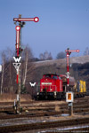 7. März 2006. 298 054. Wünschendorf/Elster. . Thüringen / Kurze Zeit nach der Abfahrt der Vogtlandbahn traf 298 054 mit einer Cargobahn nach Elsterberg in Wünschendorf ein.