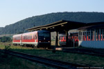 5. Juli 2006. 628 664. Laucha an der Unstrut. . Sachsen-Anhalt / Zugkreuzung zweier Regionalbahnen im Bahnhof Laucha.