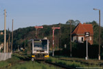 2. Mai 2007. 672 907. Reinsdorf. Wohlmirstedt. Sachsen-Anhalt / Gegen 7 Uhr morgens passiert 672 907 das westliche Stellwerk im Bahnhof Vitzenburg.